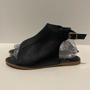 NWT Epicstep Tobias Sandals Women’s Size 8 Black Ankle Strap Buckle